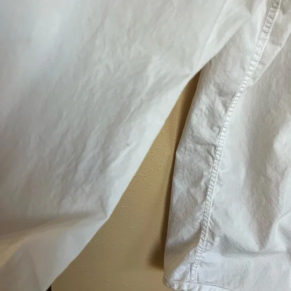 Calvin Klein Jeans White Lightweight Button-Up Shirt. 100% cotton - Picture 4 of 16